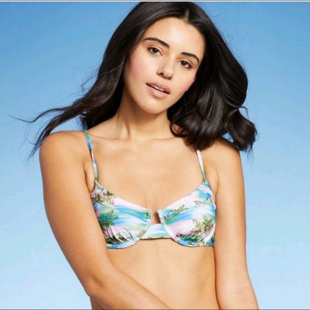 Xhilaration Tropical Underwire Bikini Top